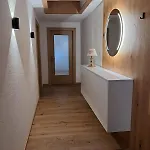 Gaestehaus Tirolergruss بيتنيو آم أرلبرغ