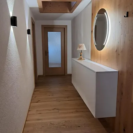 Gaestehaus Tirolergruss פרטנאו