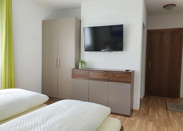 Gaestehaus Tirolergruss Lejlighed Pettneu am Arlberg